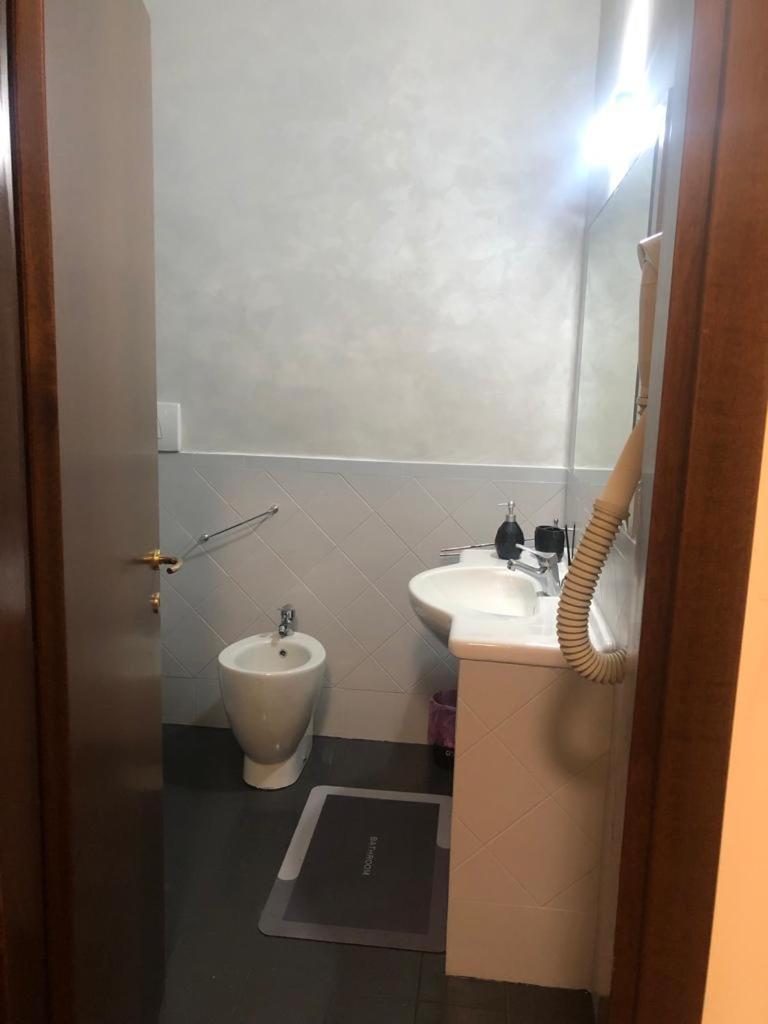 Alma Rooms Appia Roma Ngoại thất bức ảnh